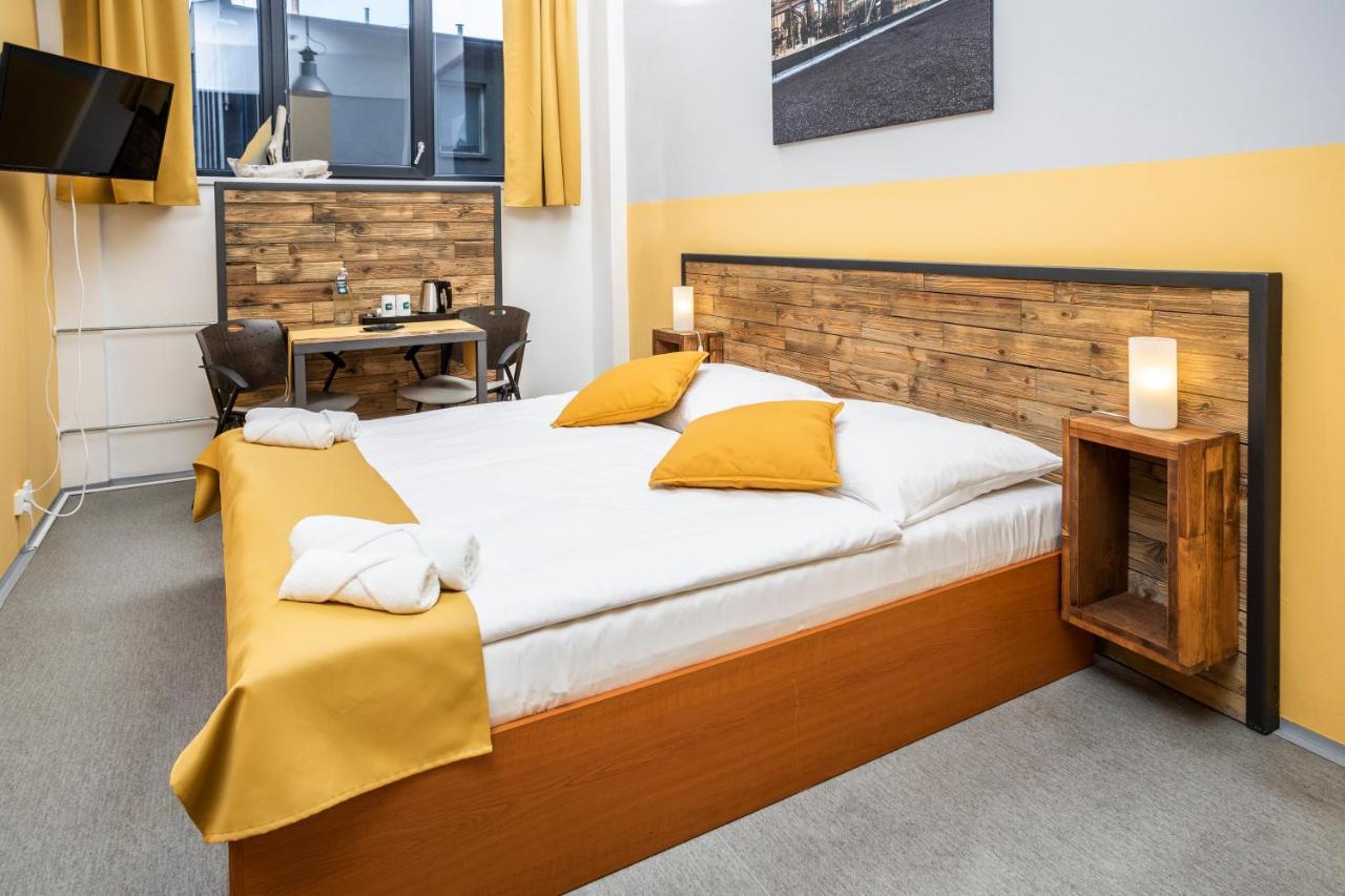 Hotel Vp1 Ostrava Esterno foto